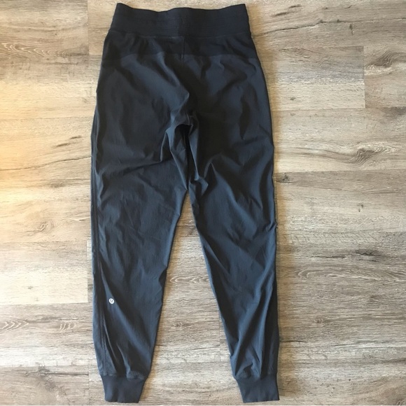 Lululemon Dance Studio Midrise Jogger Black Size 6 - Picture 3 of 9